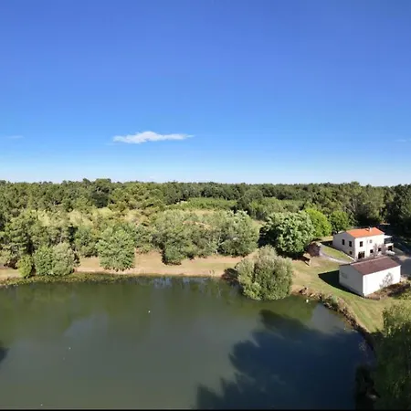 Tatil Evi Du Grand Charron Saint-Pierre-du-Palais